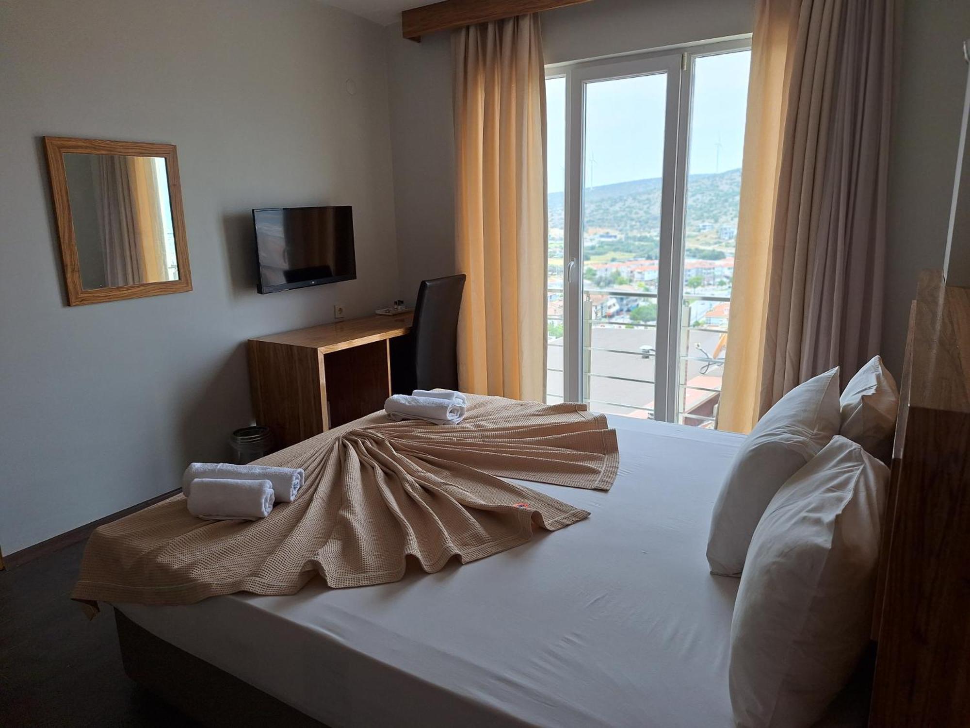 My Solmaz Hotel Чесме Екстериор снимка