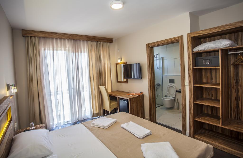 My Solmaz Hotel Чесме Екстериор снимка